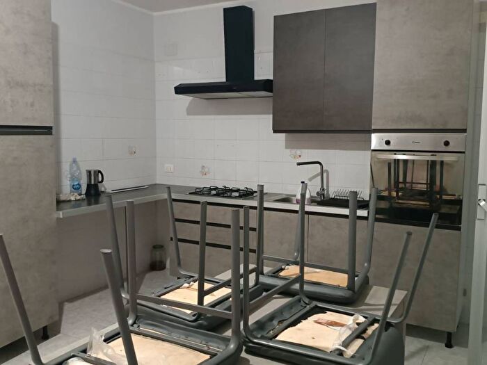 Casa quadrilocale in affitto in Via delle Camelie, Villasmundo, Melilli