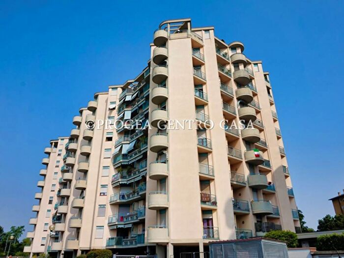 Appartamento bilocale in affitto in Via Walter Tobagi, Canovine, Bergamo