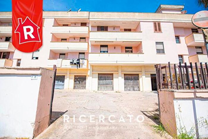 Appartamento con 5 locali in vendita in Via Montelungo, Ugento