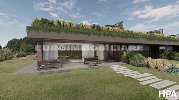 Appartamento quadrilocale in vendita in Via Metelli, Padenghe Sul Garda