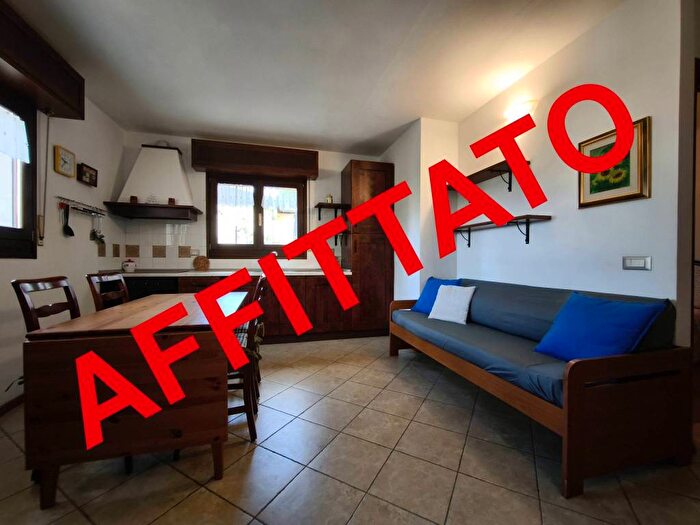 Appartamento trilocale in affitto in Via delle Ville, Centro, Sestola