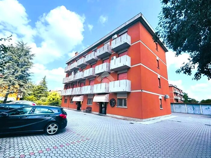 Appartamento con 5 locali in vendita in Via Galileo Galilei, Malalbergo