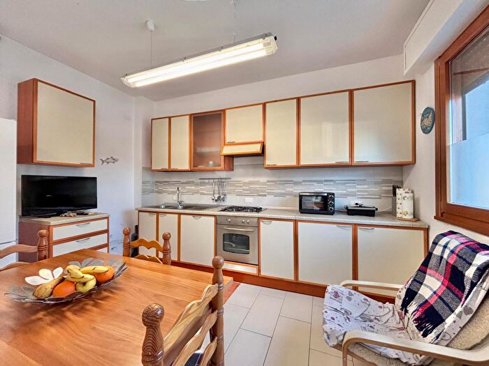 Casa quadrilocale in vendita in Via Cesenatico a, Cesenatico