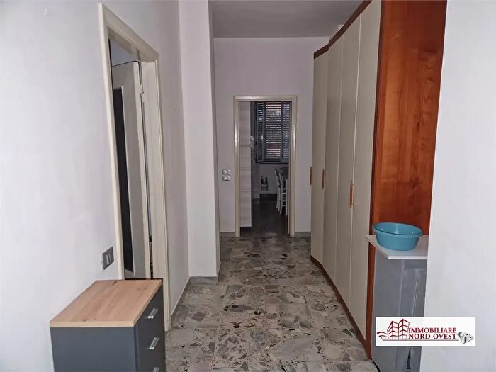 Appartamento bilocale in affitto in Via Pasubio, Vanzago