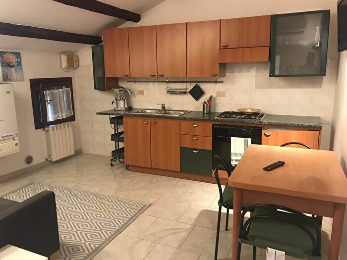 Appartamento bilocale in affitto in Campo Muneghette Chioggia Ve, Chioggia