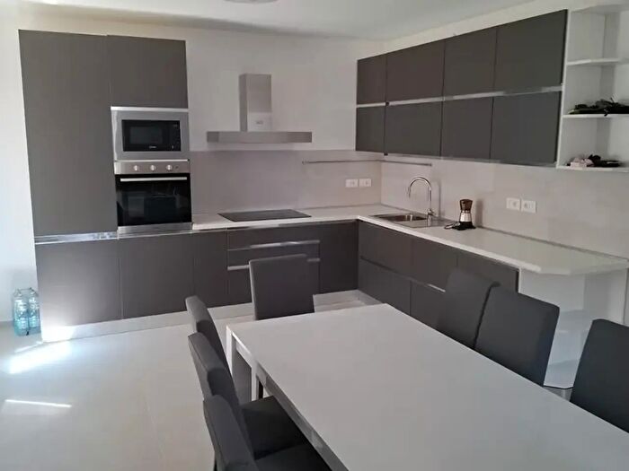 Appartamento quadrilocale in affitto in Via Curtatone, Civitanova Marche