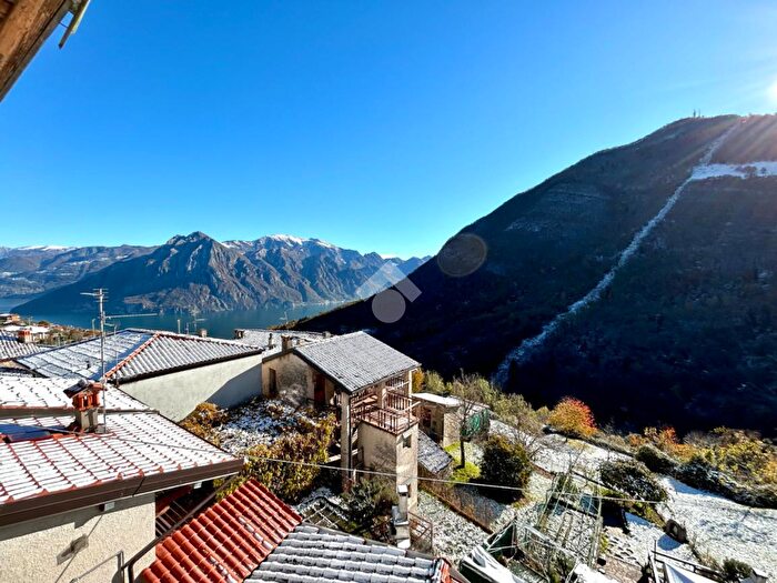 Casa quadrilocale in vendita in Via alla Fontana, Fonteno