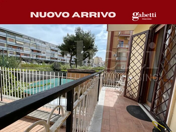 Appartamento trilocale in vendita in Via Mameli, Gaeta