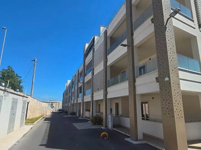 Appartamento bilocale in vendita in Via Guglielmi, Martina Franca