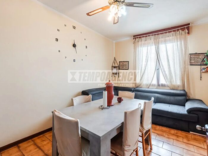 Appartamento quadrilocale in vendita in Via Alessandro Tassoni, Polinago