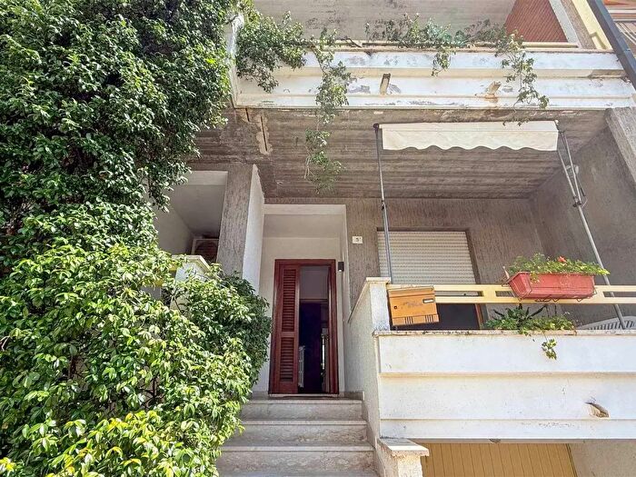 Appartamento quadrilocale in affitto in Via Genova c, Foligno