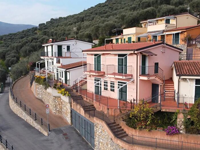 Appartamento bilocale in vendita in Localita Montin, Diano San Pietro