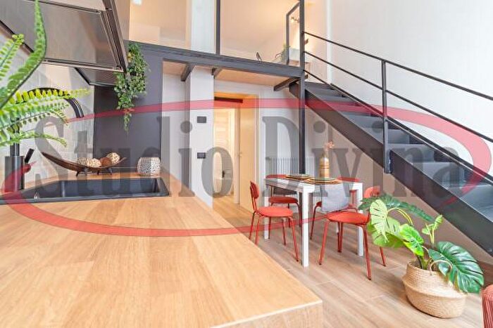 Appartamento trilocale in affitto in Via Benedetto Varchi, Milano