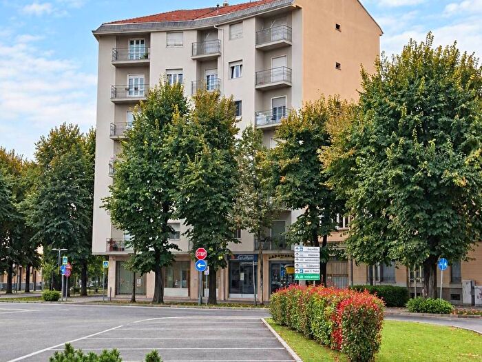Appartamento bilocale in affitto in Piazzale Vittoria, Corso alla Vittoria Parco della Resistenza, Asti