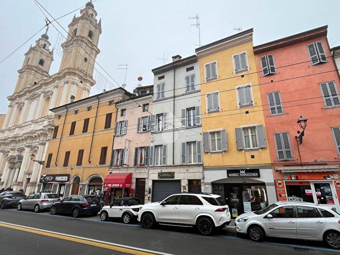 Appartamento bilocale in affitto in Strada Massimo DAzeglio, Parco Ducale Oltretorrente, Parma
