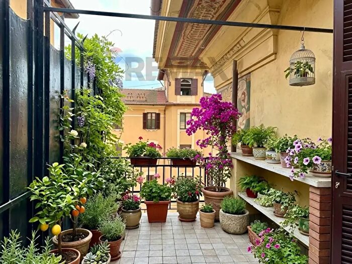 Appartamento con 6 locali in affitto in Via Giuseppe Ferrari, Roma