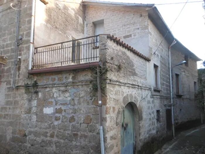 Casa con 11 locali in vendita in Via Macini, Marzano Appio