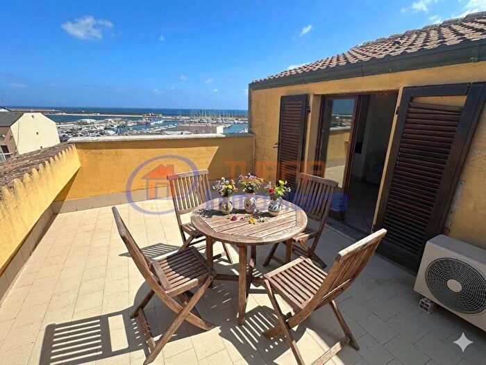 Appartamento trilocale in affitto in Via Giovanni Maria Angioj, Porto Torres