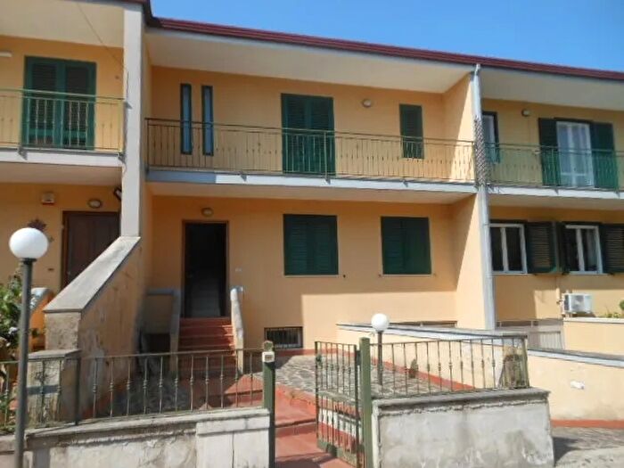 Casa con 6 locali in vendita in Taverna Zarone, Teano