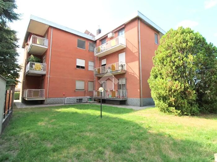 Appartamento trilocale in vendita in Via Giovenale, Rho