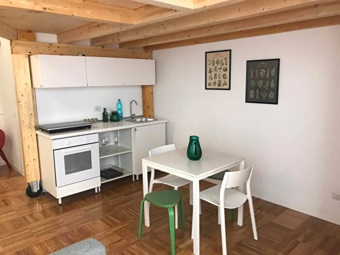 Appartamento bilocale in affitto in Via Parenzo, Tre Castelli Faenza, Milano