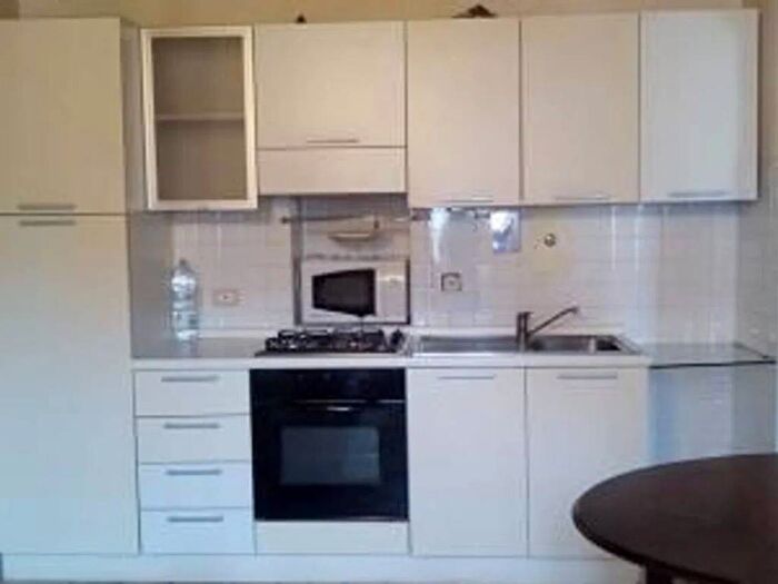 Appartamento bilocale in affitto in Neighbourhood Centro, Centro, Massa