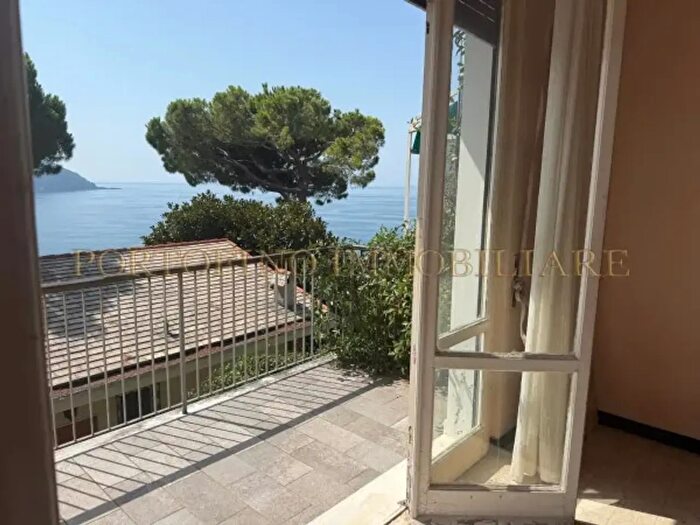 Appartamento con 5 locali in vendita in Cornice Golfo Paradiso, Recco