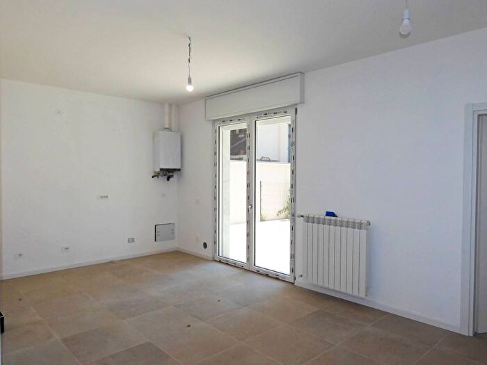 Appartamento trilocale in affitto in Pregnana Milanese