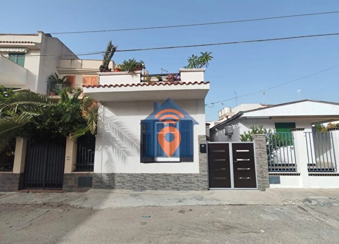 Casa con 5 locali in vendita in Via Megara Nysea Castelvetrano, Castelvetrano