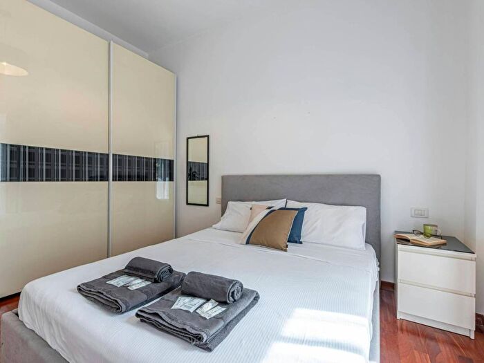 Appartamento monolocale in affitto in Via Conte Rosso, Lambrate, Milano