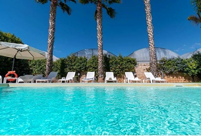 Casa con 5 locali in vendita in Viale delle Rose, Scicli