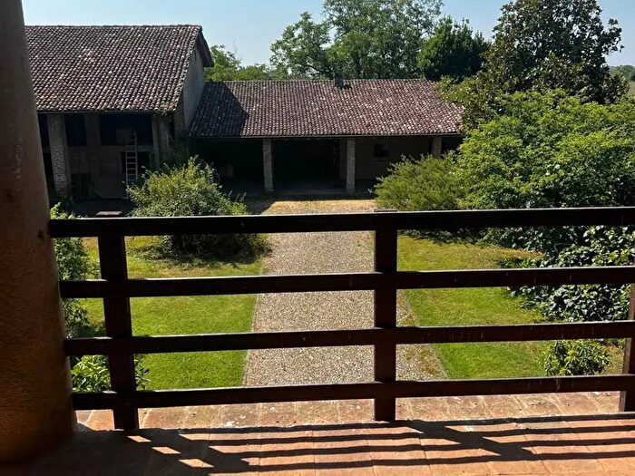 Appartamento quadrilocale in affitto in Arzago D'Adda