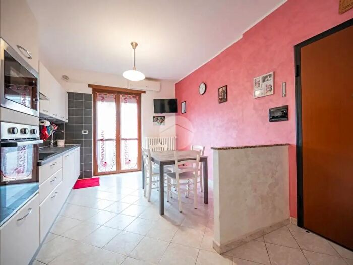Appartamento trilocale in vendita in Via Castagnole, Volvera