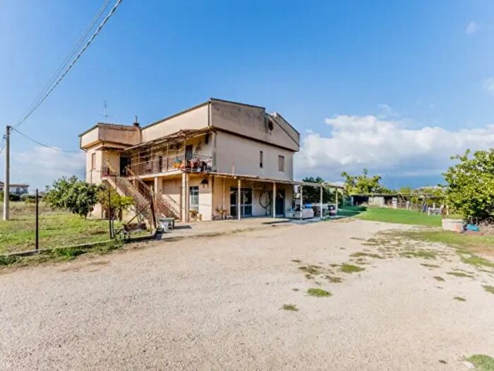 Casa con 5 locali in vendita in Strada Trasversale, Latina
