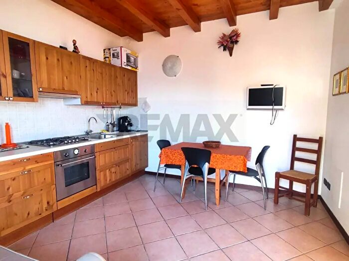 Appartamento bilocale in vendita in Pian Camuno