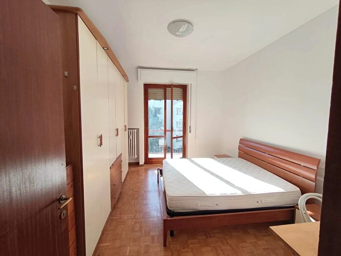 Casa monolocale in affitto in Milano Città Studi Lambrate Udine Loreto Via Ronchi, Milano