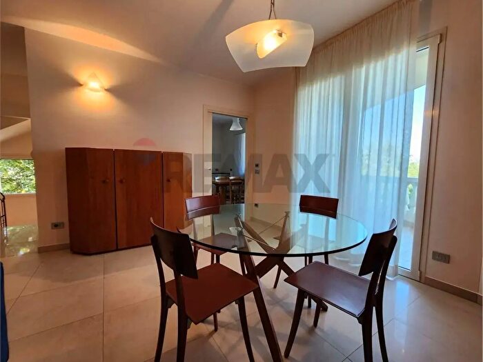 Casa con 12 locali in vendita in San Marino