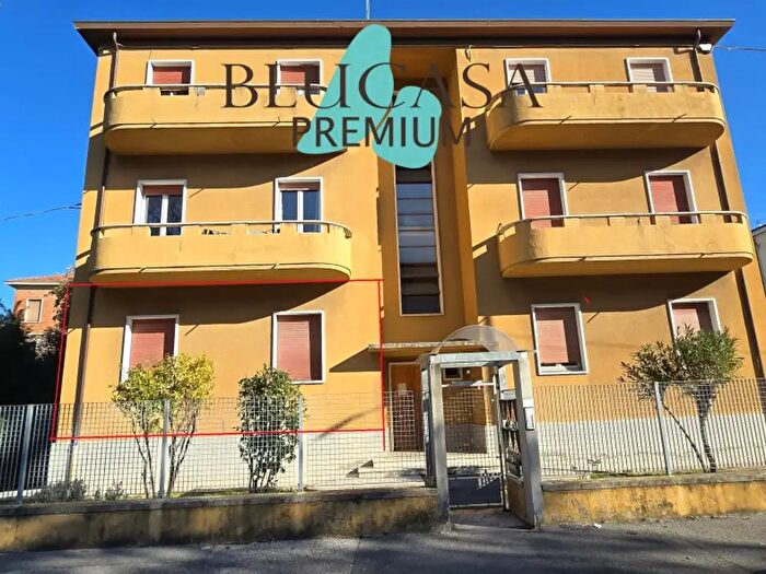 Appartamento quadrilocale in vendita in Viale della Libertà, Forli