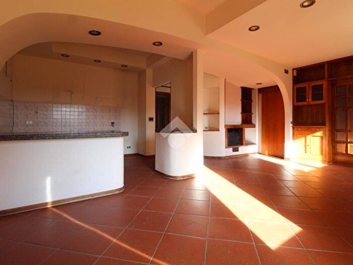 Appartamento con 5 locali in affitto in Via Risorgimento, Catona Villa San Giuseppe, Reggio Calabria