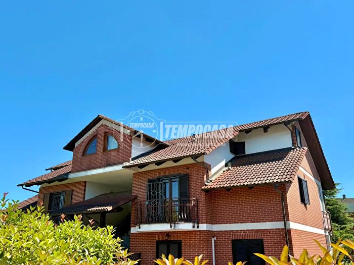 Appartamento con 5 locali in vendita in Viale Cadore, Rivalta Di Torino