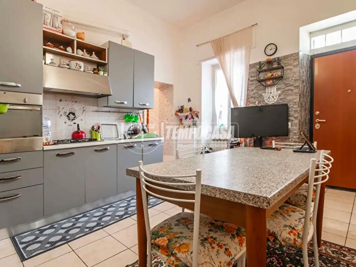 Appartamento bilocale in vendita in Piazza San Stefano, Olgiate Olona