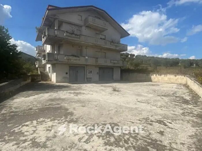 Appartamento quadrilocale in vendita in Via Archimede, SantEgidio Alla Vibrata