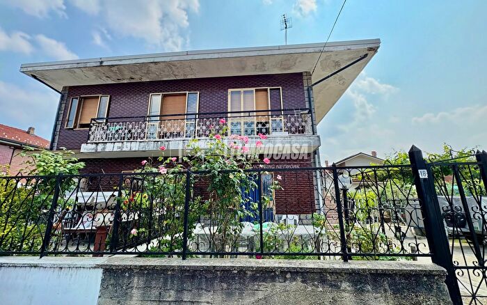 Casa con 6 locali in vendita in Via Niccolò Machiavelli, Rivalta Di Torino