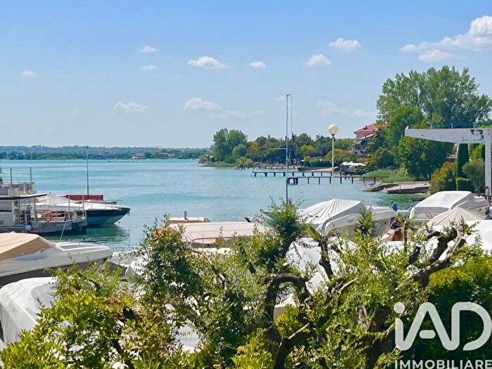 Casa con 12 locali in vendita in Via Condominio, Sirmione