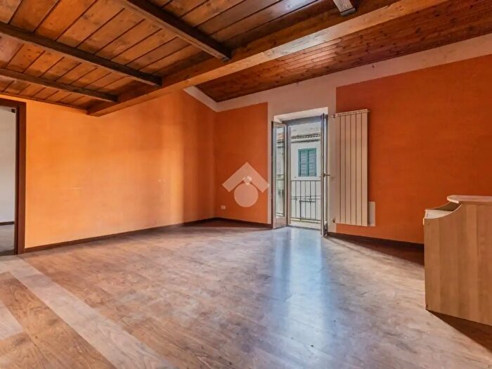 Appartamento quadrilocale in vendita in Via Costanzo Remoli, Vejano