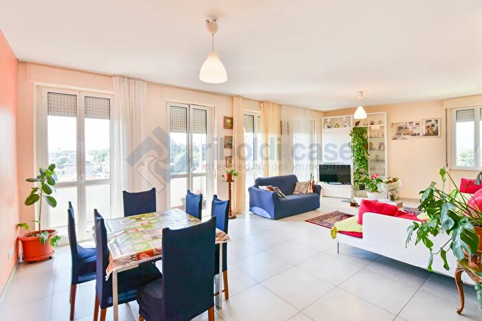 Appartamento quadrilocale in vendita in Meda