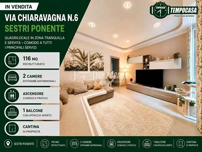 Appartamento trilocale in vendita in Via Chiaravagna, Genova