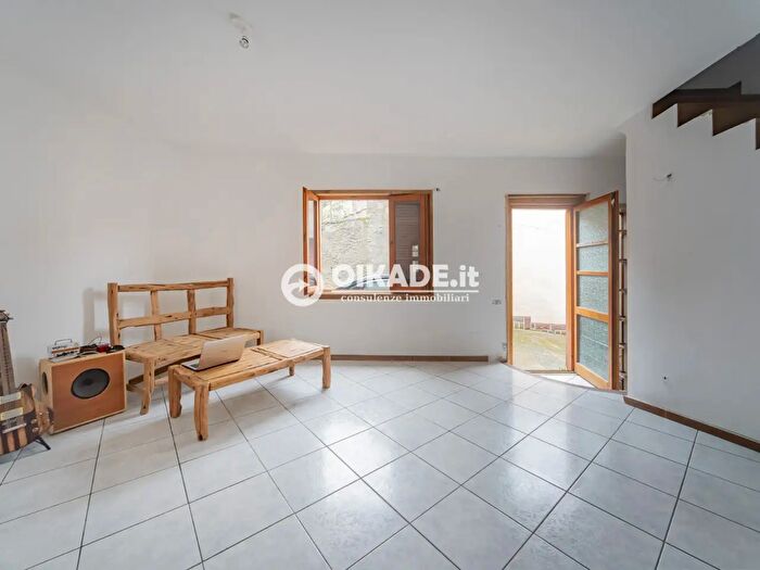 Casa con 6 locali in vendita in Via Roma, San Vito