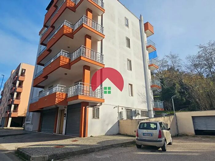 Appartamento trilocale in vendita in Via Ernesto De Martino, Matera