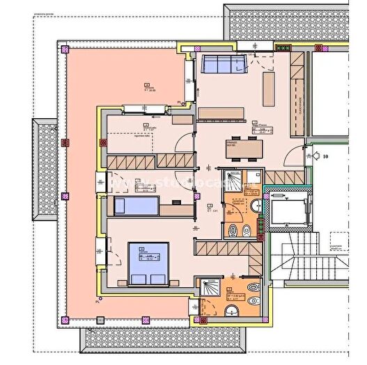 Appartamento quadrilocale in vendita in Via Gavazzeni, Crema